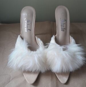 SHEIN Women's Cream Furry Mules